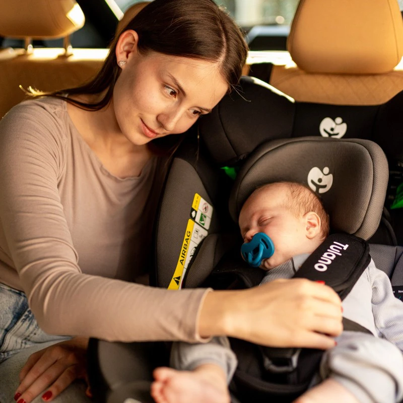 Tulano Automobilinė kėdutė Loom 35 juoda