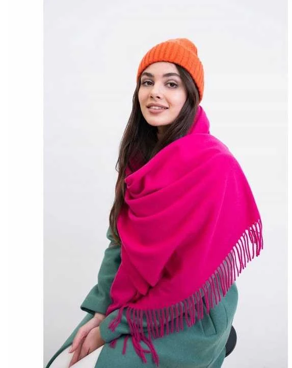 AOP Minkštas šiltas moteriškas šalikas su kutais
