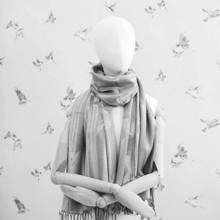 AOP Moteriškas šalikas su kutais 19516-3