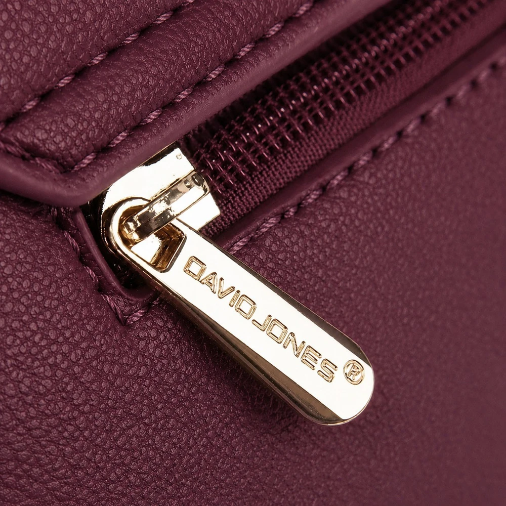 David Jones Moteriška rankinė per petį CABERNET