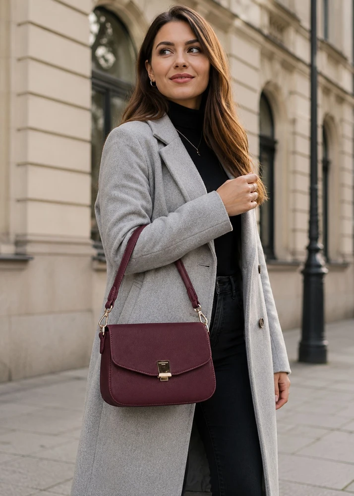 David Jones Moteriška rankinė per petį CABERNET