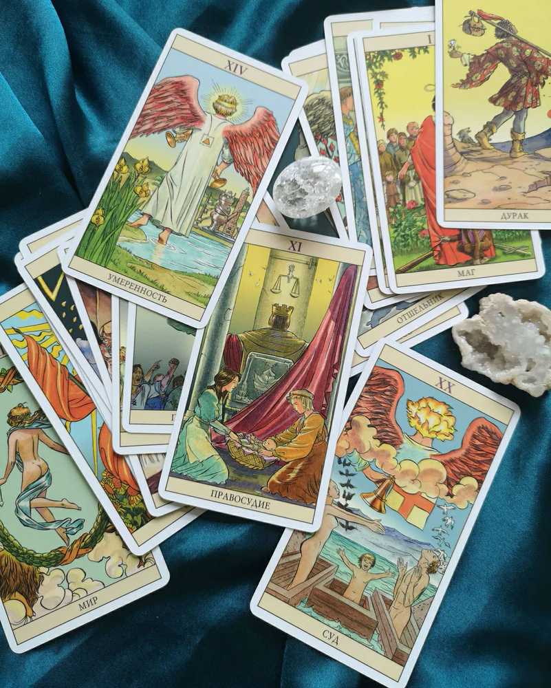 Taro kortos rusų kalba. TAROT OF THE NEW VISION