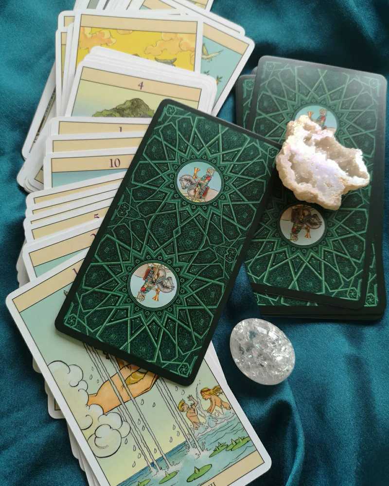 Taro kortos rusų kalba. TAROT OF THE NEW VISION