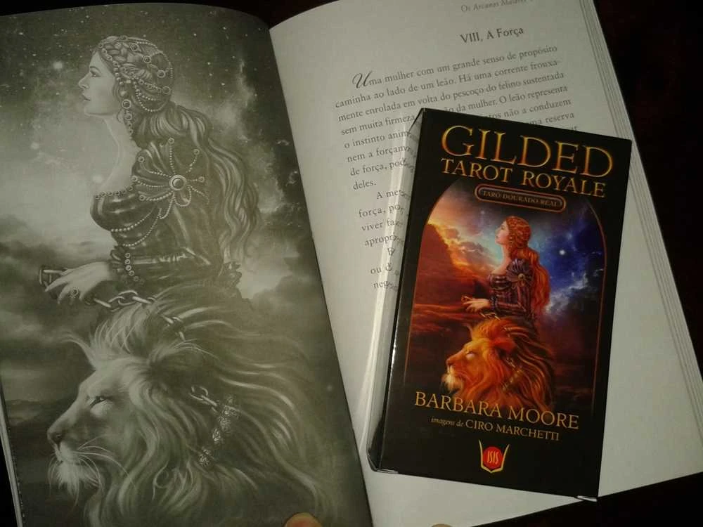 Originalios Llewellyn taro kortos " Gilded Tarot Royale" + vadovas