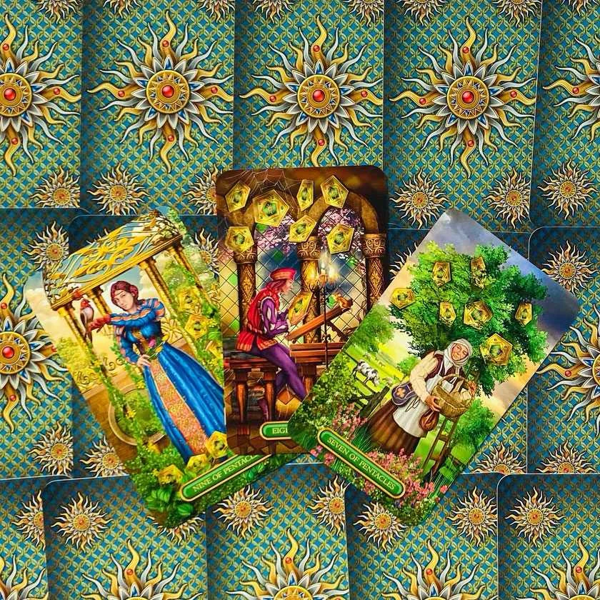 Originalios Llewellyn taro kortos " Gilded Tarot Royale" + vadovas