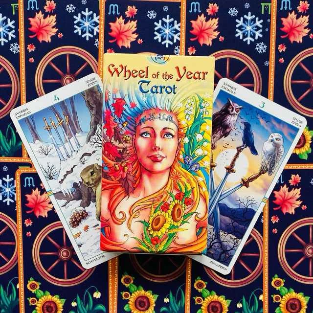 Originalios taro kortos WHEEL OF THE YEAR, Lo Scarabeo®