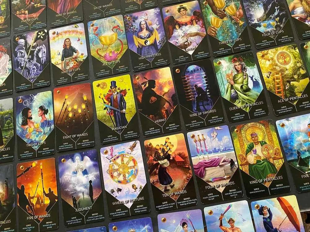 Schiffer Originalios taro kortos " Clarity Tarot" + knygutė