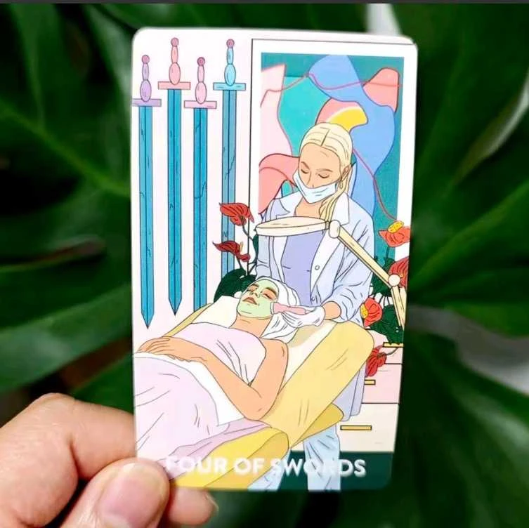 Taro kortos "Neoteric Feminine Tarot"