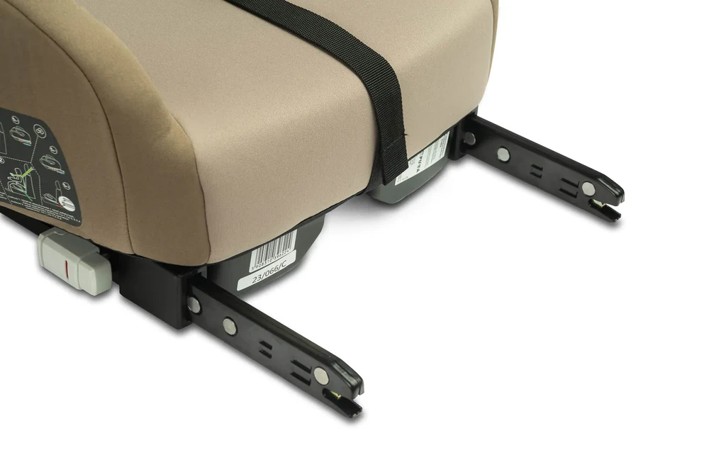Automobilinė kėdutė - paaukštinimas Caretero Puma Isofix-I-Size, 125-150 cm, smėlio spalvos
