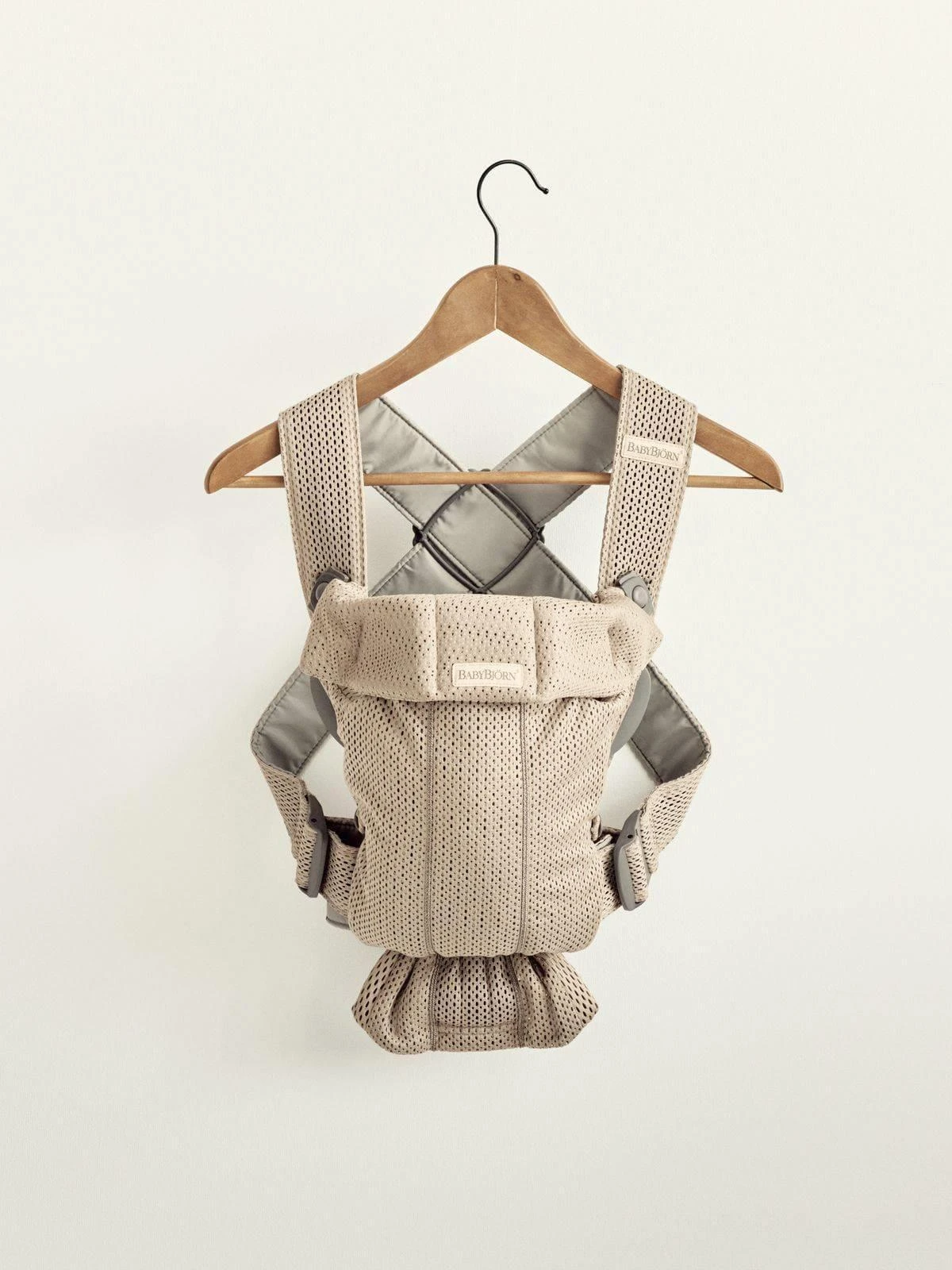 BABYBJORN nešioklė Mini Greige 3D Mesh