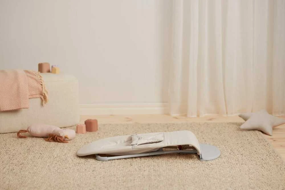 BabyBjörn Bouncer Balance Soft Woven sėdynė, šviesiai smėlio spalvos trikotažas