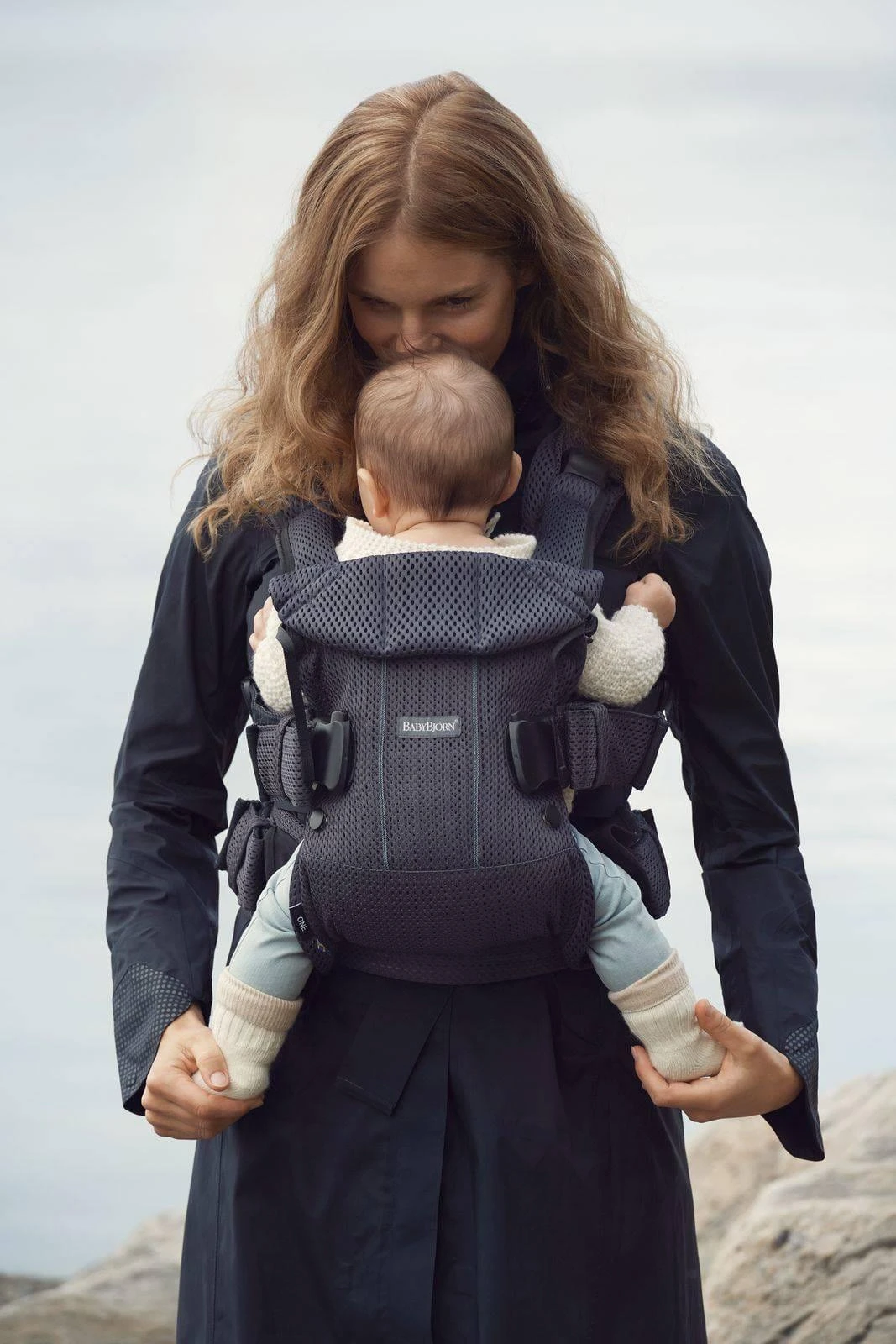BABYBJORN nešioklė ONE AIR, anthracite, 098013