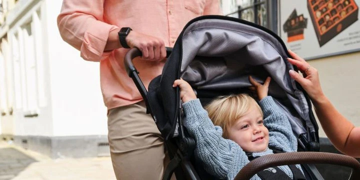 Baby Jogger City Mini GT 3 - triratis vežimėlis | Juoda aprašymas - Prekės nuotrauka