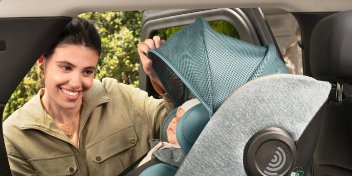 Chicco Bi-Seat Air i-Size - automobilinė kėdutė su Isofix pagrindu, 40-150 cm | Juodasis oras aprašymas - Prekės nuotrauka