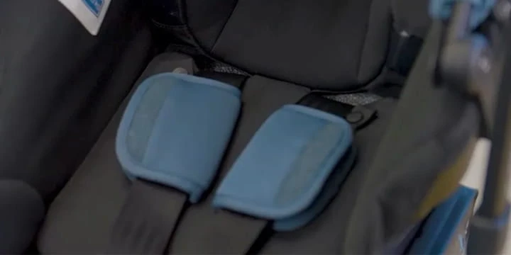 Automobilinė kėdutė - vežimėlis Doona X, 0-13 kg, Ocean Mėlyna aprašymas - Prekės nuotrauka Automobilinė kėdutė - vežimėlis Doona X, 0-13 kg, Ocean Mėlyna aprašymas - Prekės nuotrauka