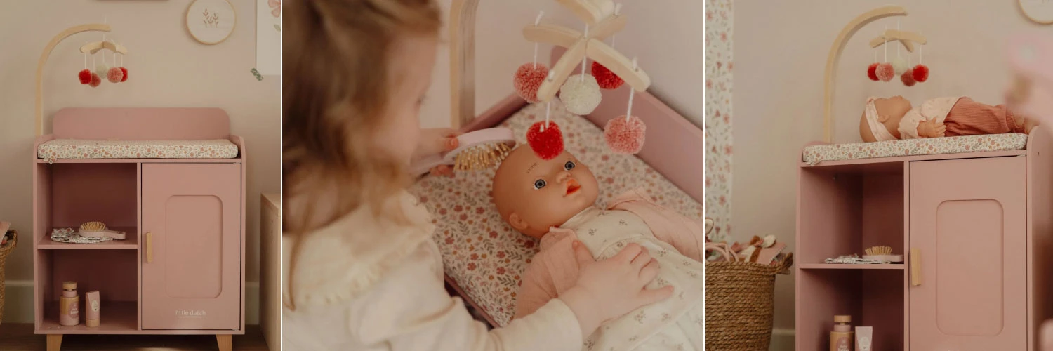 Little Dutch Lėlių vystymo staliukas aprašymas - Prekės nuotrauka