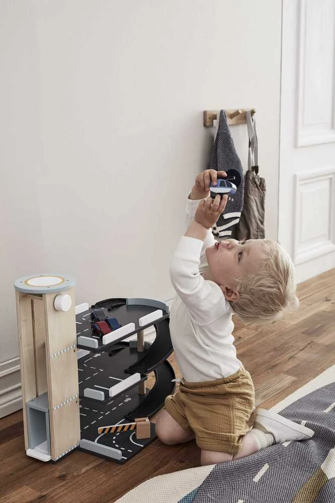 Kids Concept Vaikų koncepcija - Automobilių garažas | Daugiaspalvis (AIDEN)