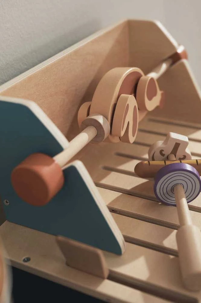Kid's Concept - Stalo grilis linksmybėms | Daugiaspalvis (KID'S HUB)