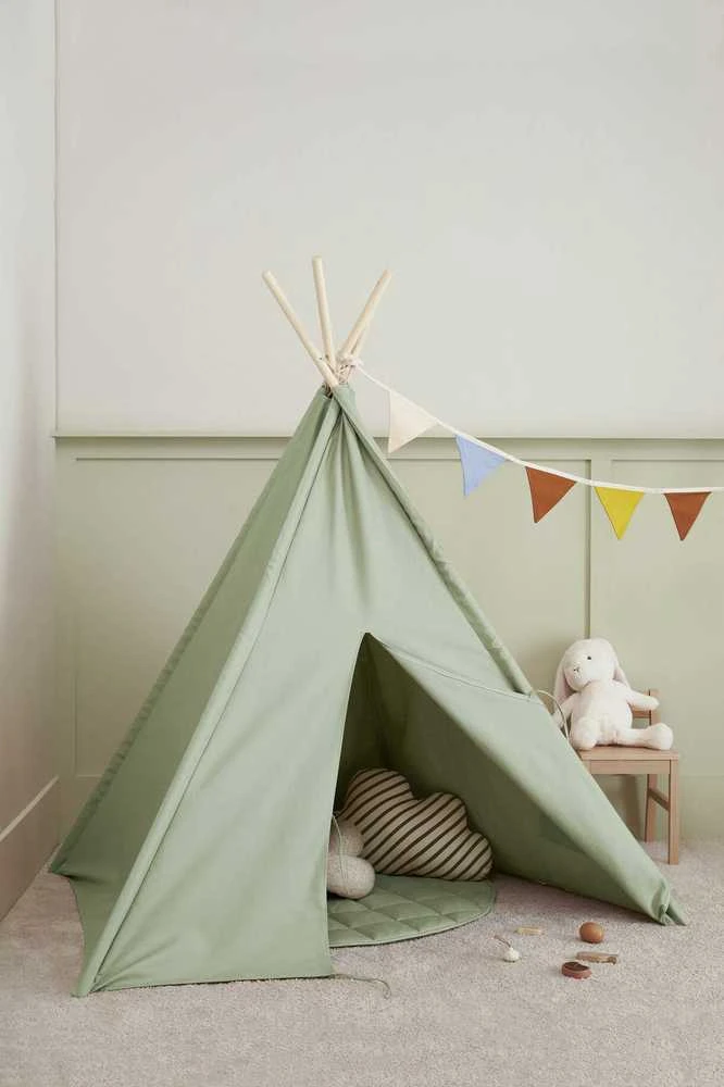 Kids Concept Vaiko koncepcija – Palapinė Tipi | Šviesiai žalia (VAIKŲ PAGRINDAS)