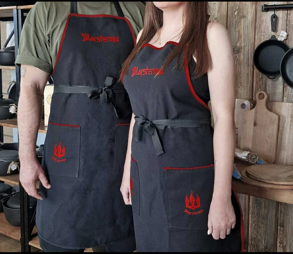 Bbq Expert Grilio firminė prijuostė „Maysternya“. 100% medvilnė. Tanki medžiaga