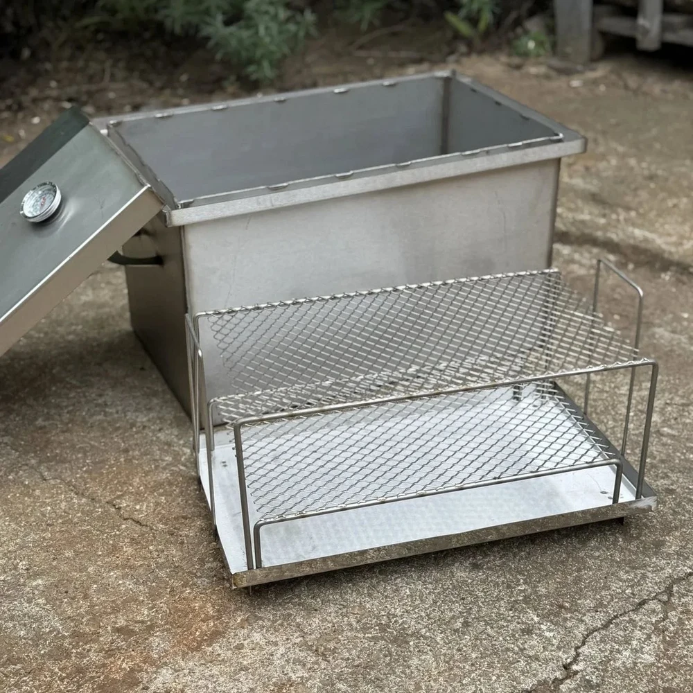 Bbq Expert Rūkykla žuviai bei mėsai 45L su hidro sklende! (Nerūdijančio plieno)