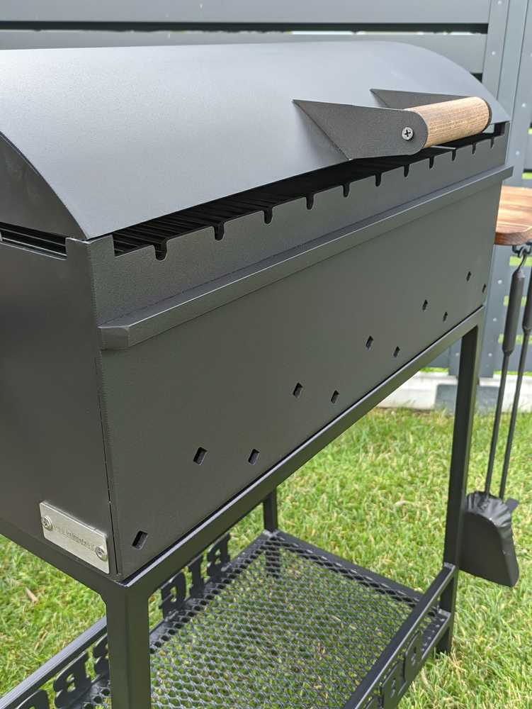 Bbq Expert Šašlykinė 104x47x92 cm, pilnas komplektas, metalo storis 4mm