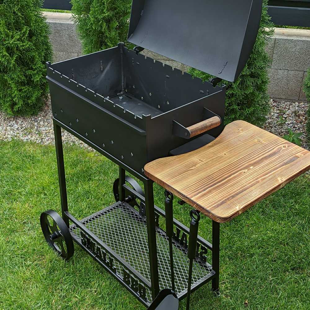 Bbq Expert Šašlykinė 88x47x92 cm, su lentyna ir ratukais, metalo storis 3mm