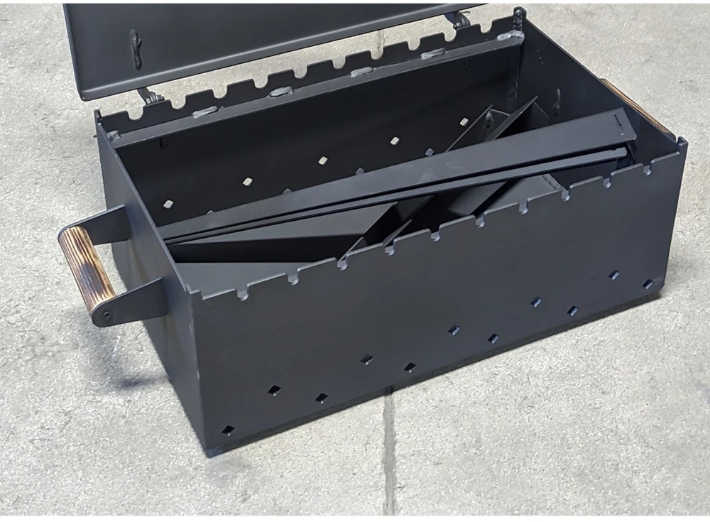 Bbq Expert Šašlykinė su dangčiu ir lentyna 60x35x20 cm, metalo storis 4mm VIP komplektacija