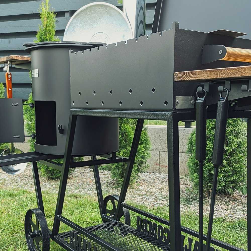 Bbq Expert Šašlykinė - viryklė 8-12 kazanui, su lentyna ir ratukais, metalo storis 3mm
