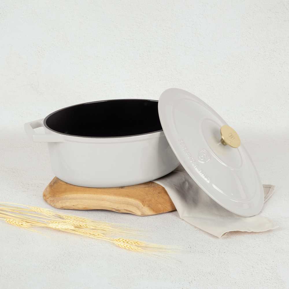Berlinger Haus Ovalus emaliuotas ketaus troškintuvas BerlingerHaus 4,65L | Sahara Collection BH/6540