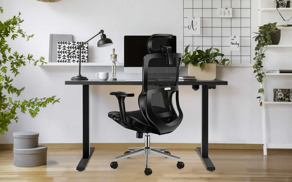 Biuro kėdė Mark Adler Expert 6.2, Juoda