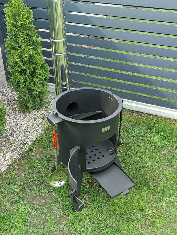 Kazan Mangal Krosnelė Premium su lentynomis 12-16L kazanui / skersmuo 40cm / plienas 3mm