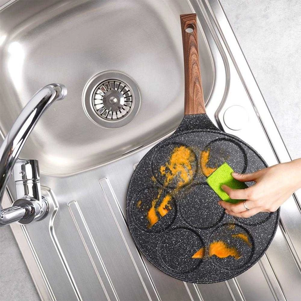 Vilde Keptuvė kiaušiniams granitinė neprideganti Juodas&WOOD 26 cm