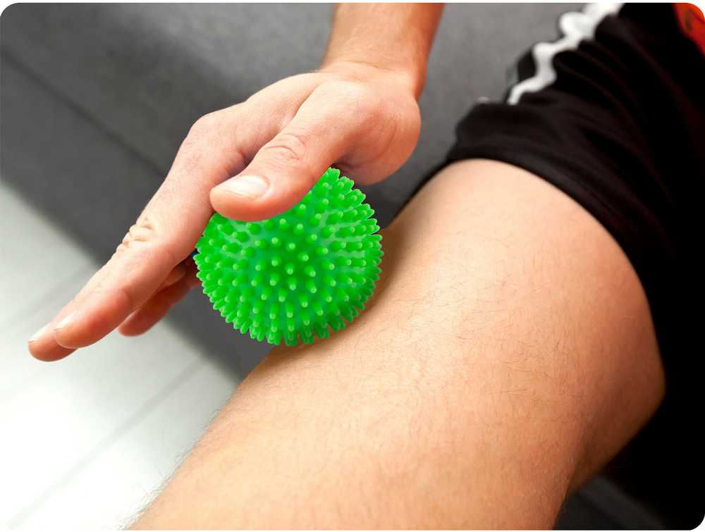Neo-Sport Nukido Masažo ir fitneso kamuolys 9 cm NS-957 žalias