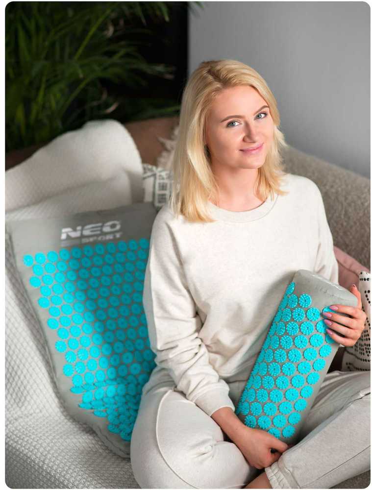 Neo-Sport NS-900 dygliuotas akupresūros kilimėlis, pilkas ir turkio spalvos
