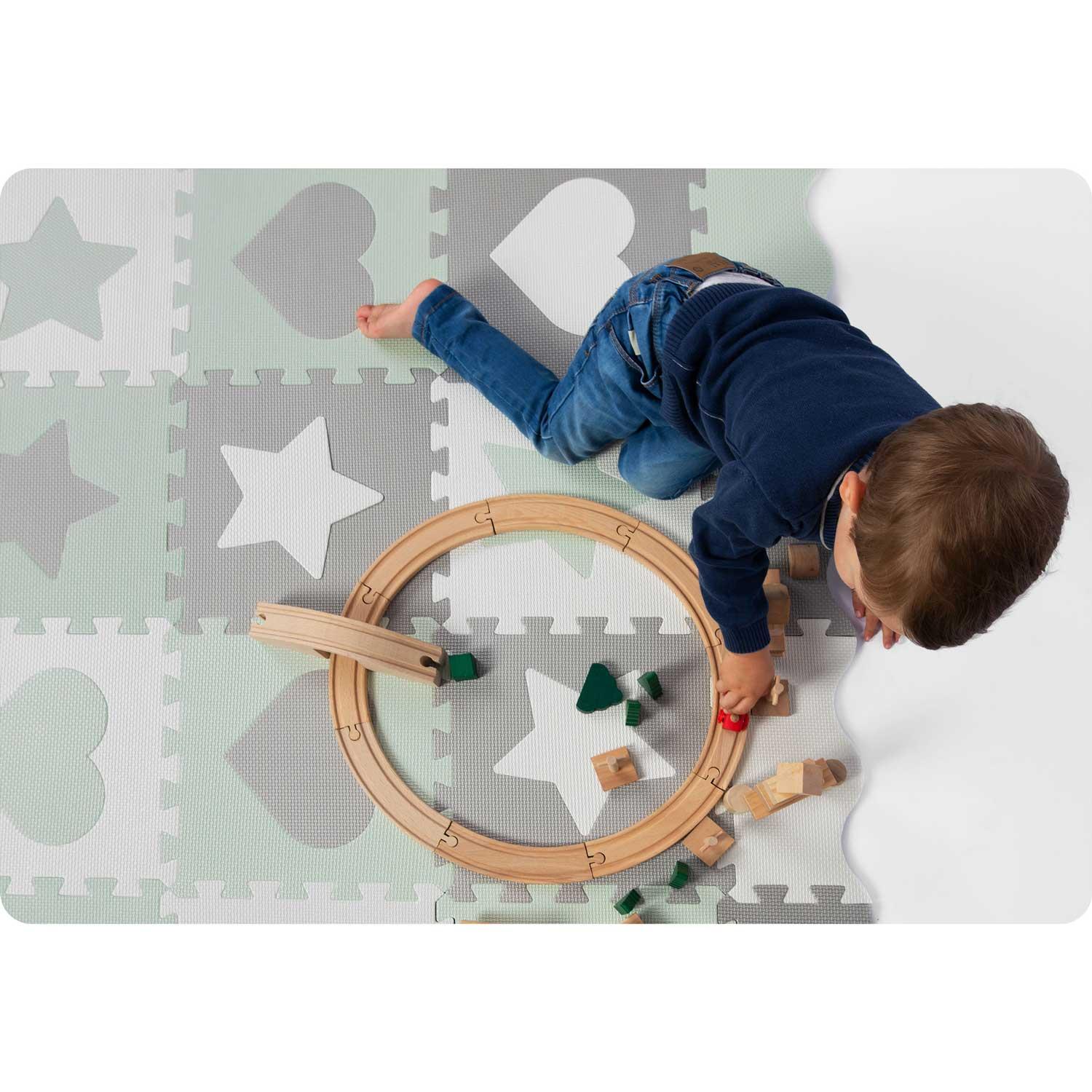 Ricokids Nukido Putplasčio dėlionės kilimėlis 150x150cm 16 vnt.