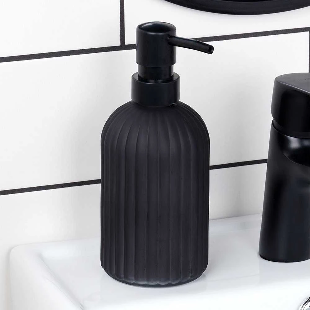 Skysto muilo dozatorius Vilde, juodas stiklinis, 400 ml