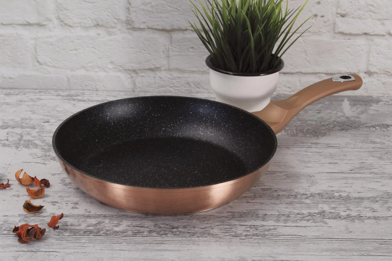 Keptuvė Berlinger Haus grilio Metallic Line Rose Gold Edition 26cm 3vnt.