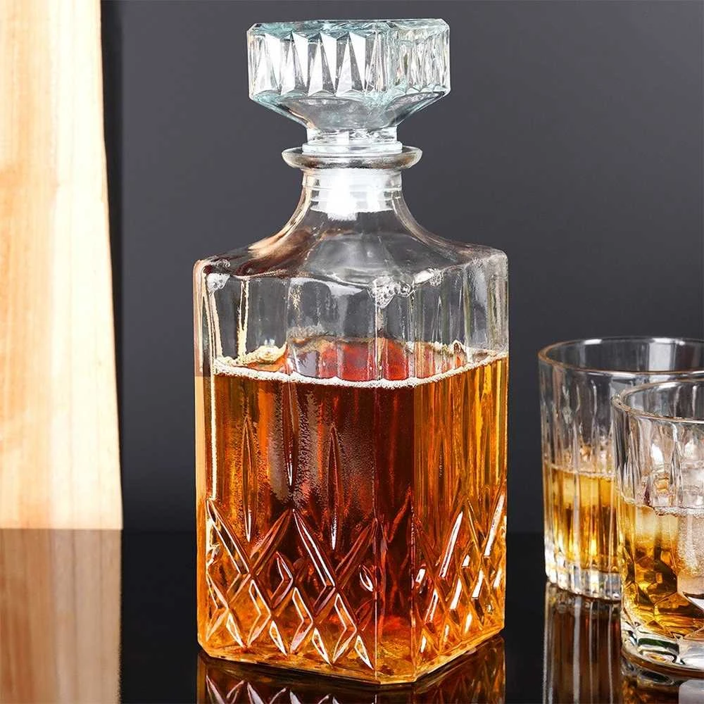 Vilde Stiklinė Karafa 900 ml – Whisky Dekanteris