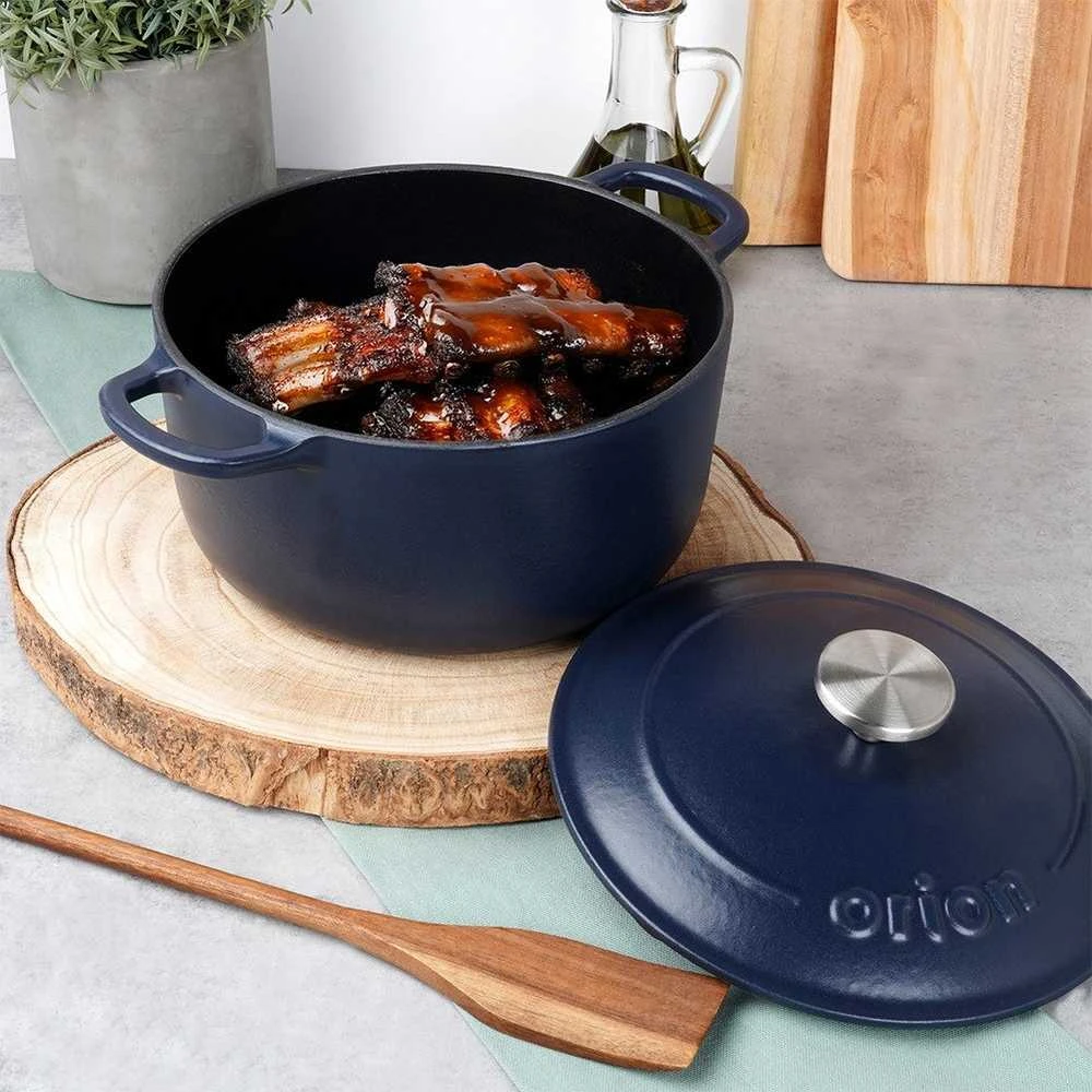 Lumarko Orion Ketaus puodas su dangčiu 22 cm, 3.3 l
