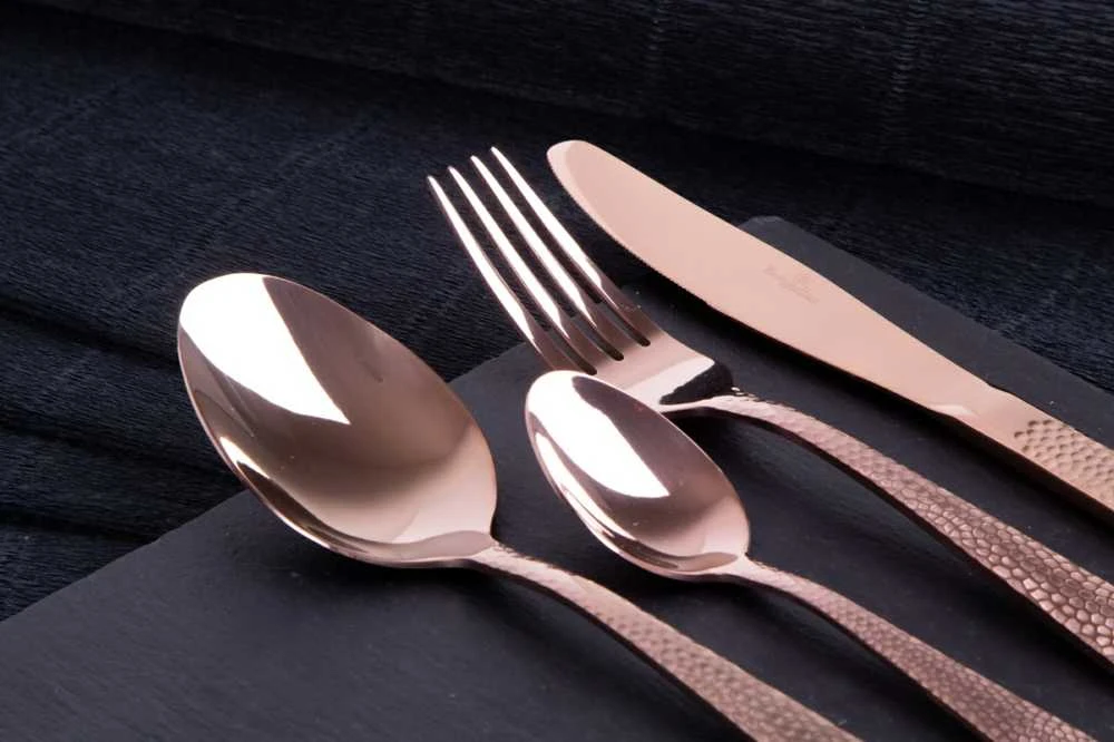 STALIO ĮRANKŲ RINKINYS 24 VNT. GLOSSY BERLINGER HAUS ROSE GOLD BH-2617