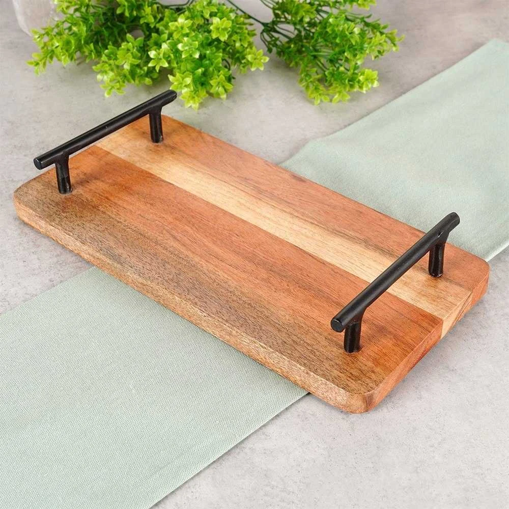 Home Styling Collection Dabar Tacas - Medinis padėklas 30x15,5 cm su metaliniais rankenomis