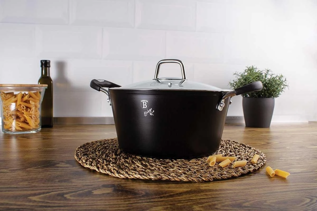 Berlinger Haus TITANIUM PUODAS 20cm 2,5L BERLINGER HAUS Juodas PROFESSIONAL LINE BH-6122
