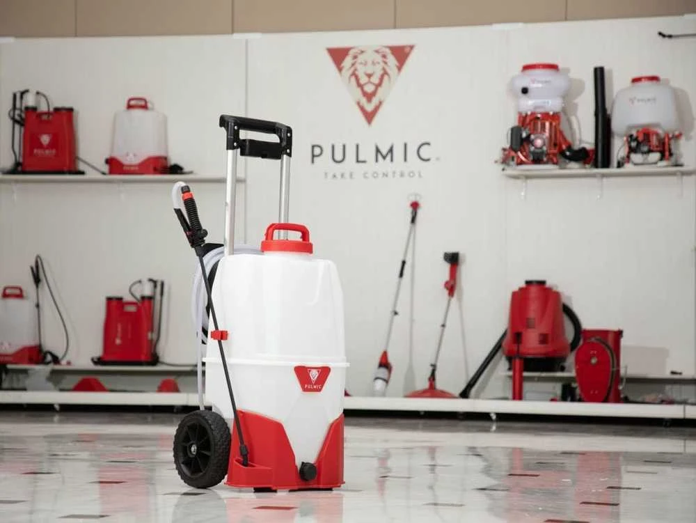 Akumuliatorinis sodo purkštuvas Pulmic Pegasus 35L su ličio baterija ir vežimėliu
