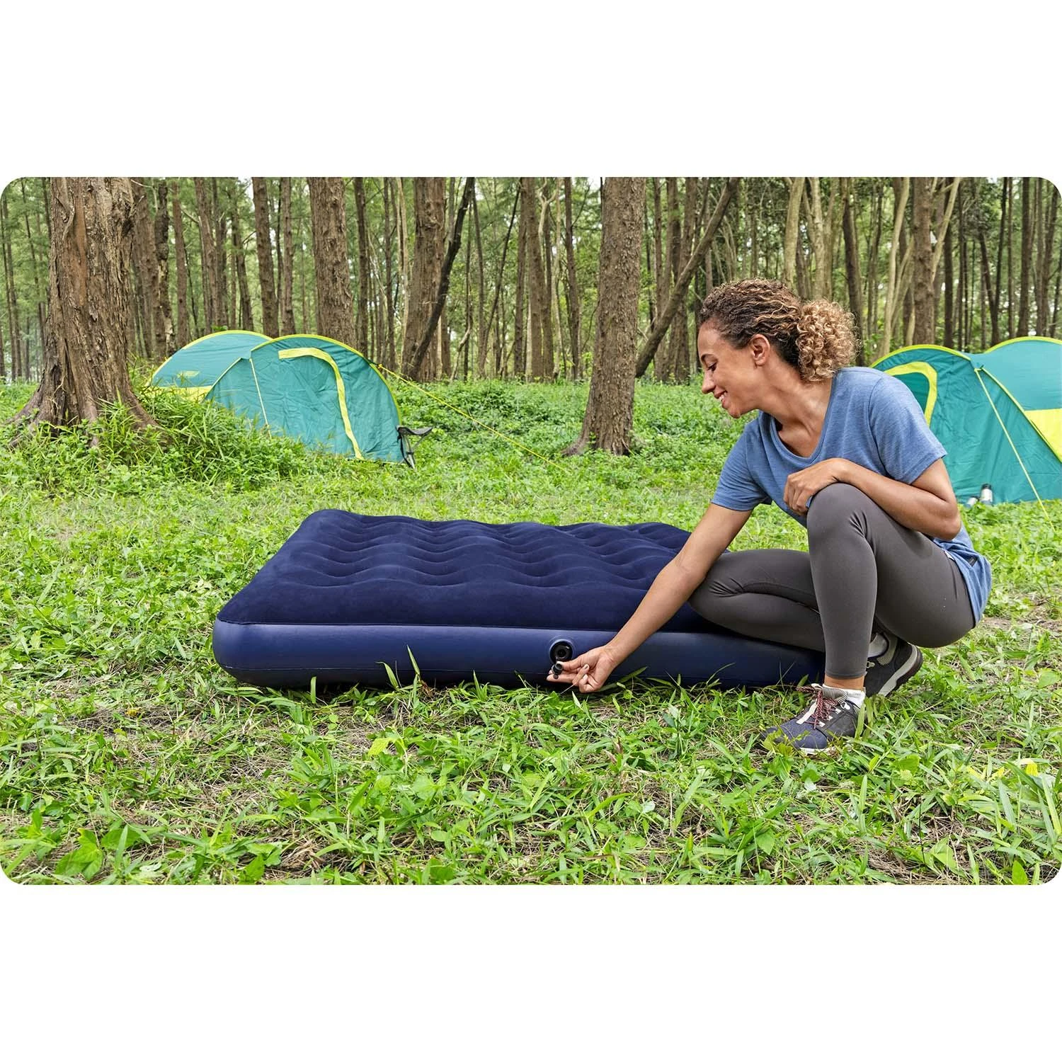 Bestway 67002 pripučiamas čiužinys 191x132x22 cm su stūmokline pompa