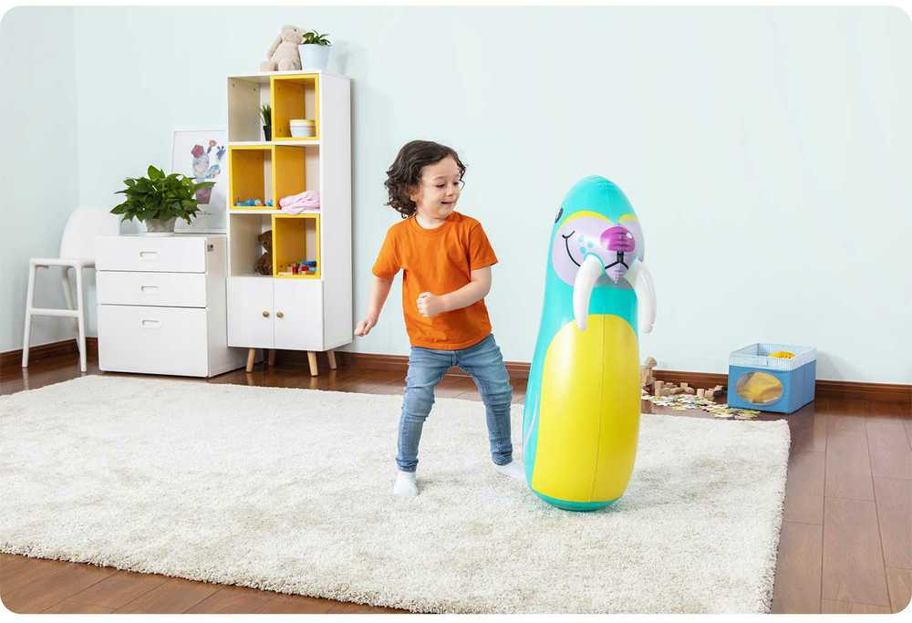 Pripučiamas vėplys-banginis-braidantis batutas „Bestway 52152“