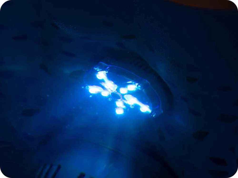 Objektyvas Šviestuvas masažiniams baseinui Bestway Lay-Z-Spa LED, 7 spalvų
