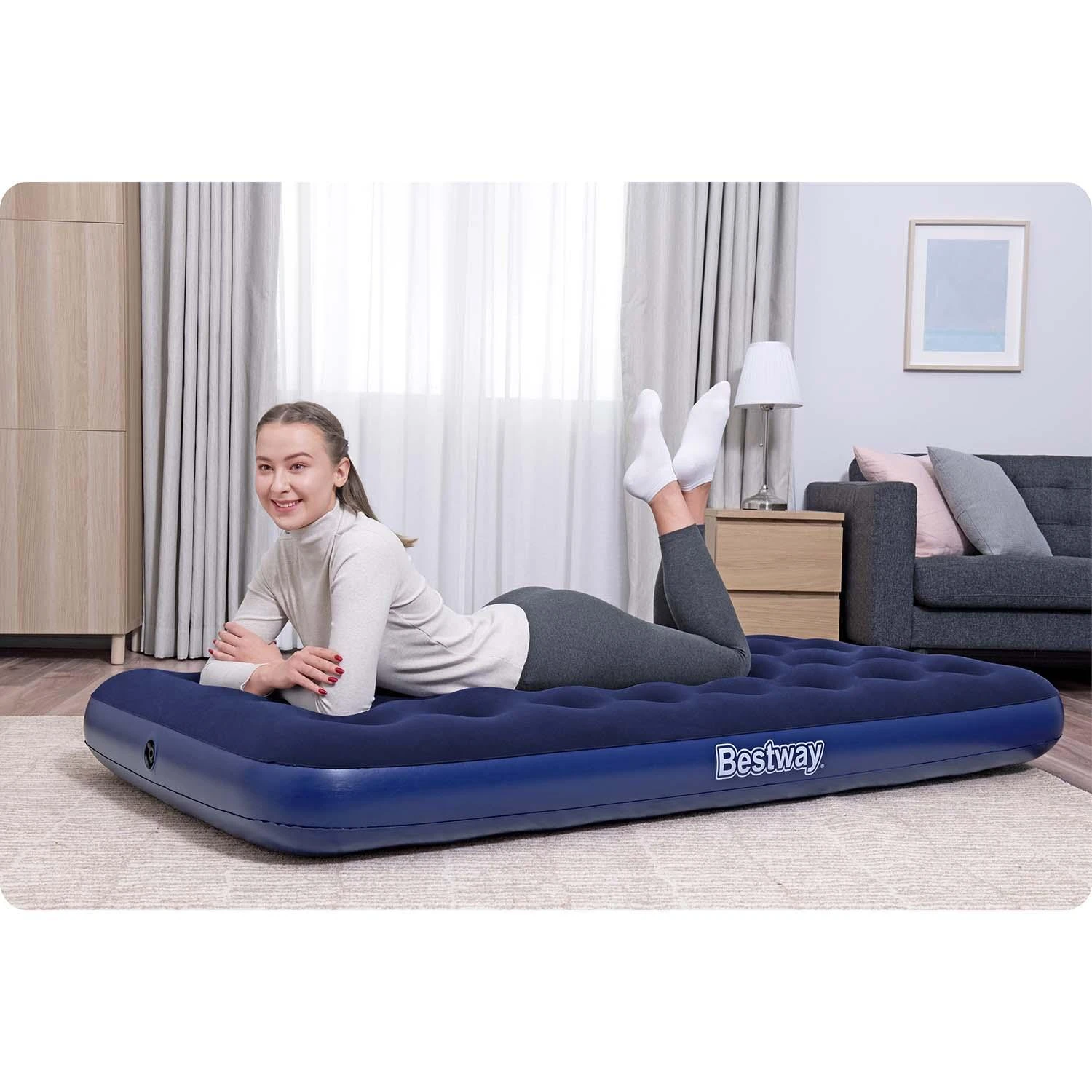 Pripučiamas čiužinys 188x99x22 cm su stūmokliniu pompa Bestway 67001