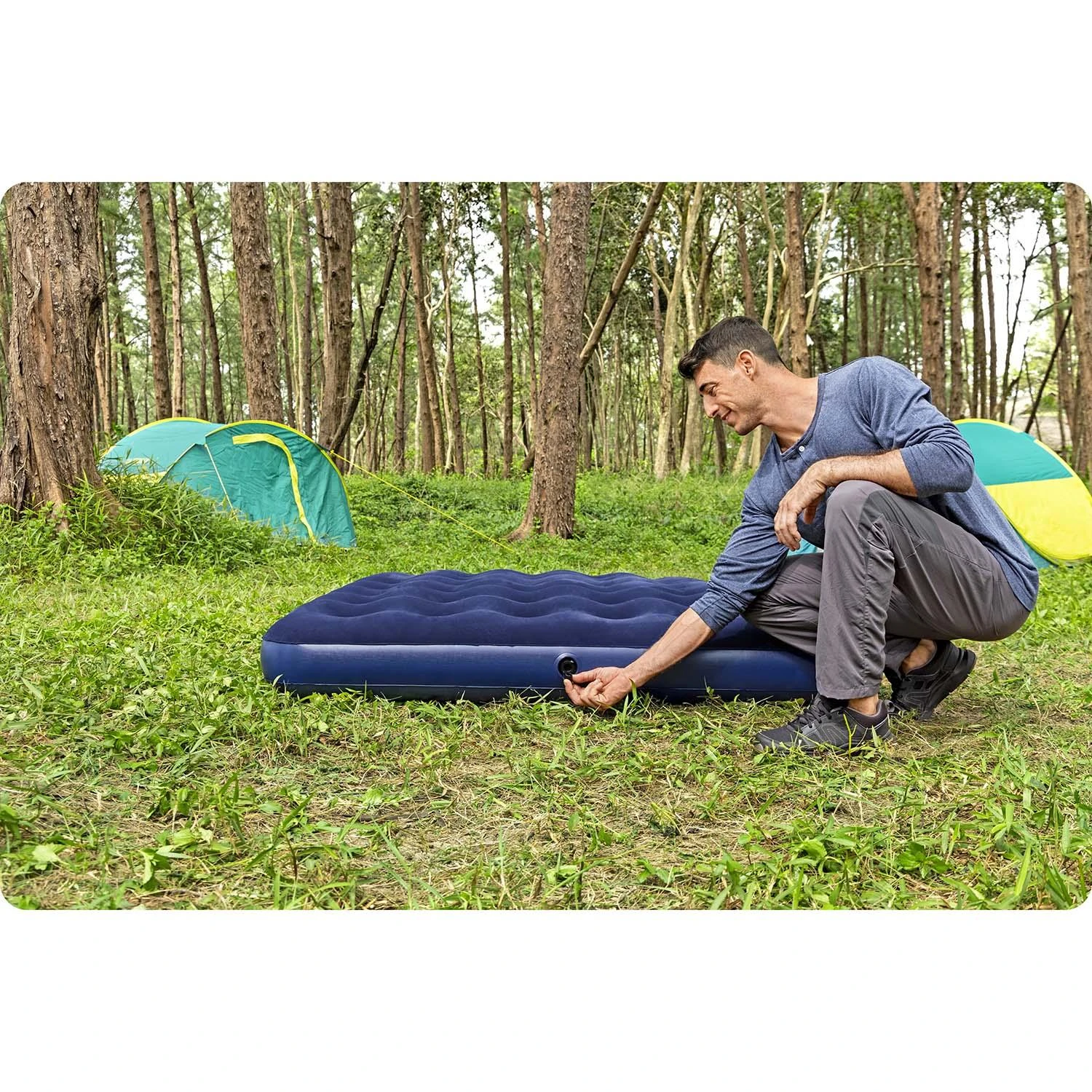 Bestway 67003 pripučiamas čiužinys 203x152x22 cm su pompa