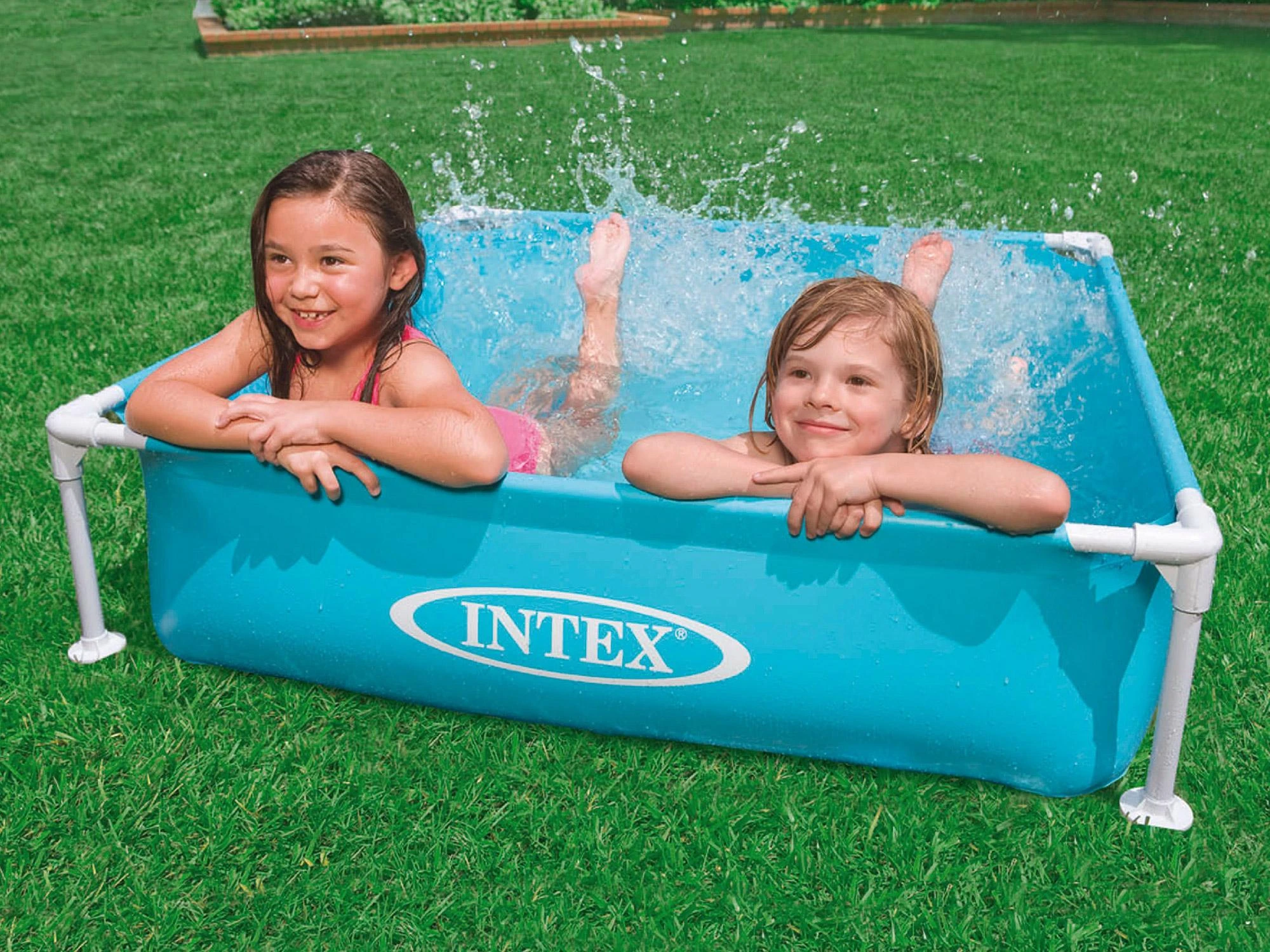 Intex vaikų baseinas su besimaudančiais vaikais